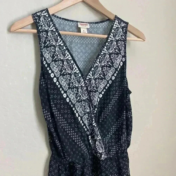 Mossimo Print Shorts Romper Size Medium - Picture 6 of 10